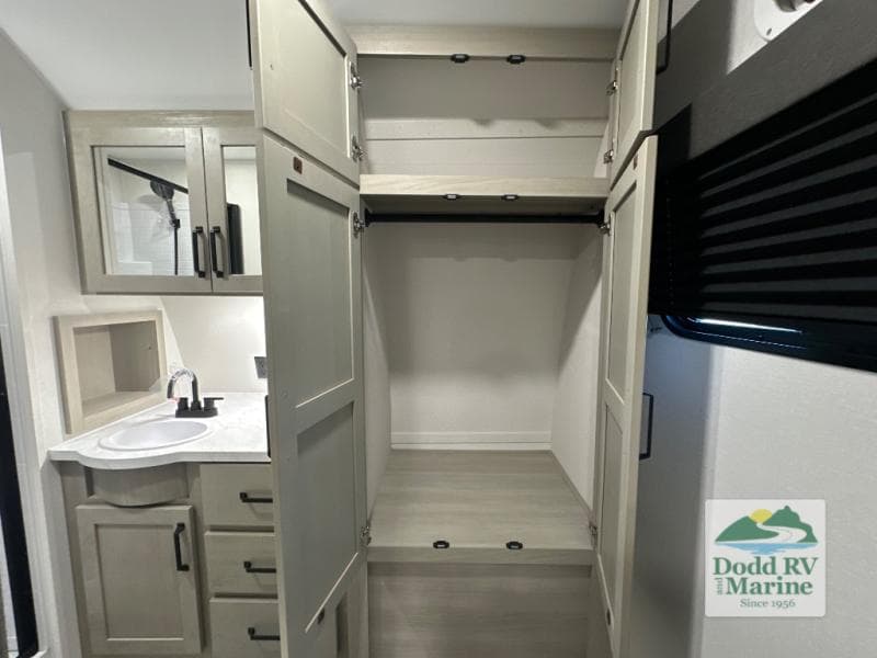 New 2026 Grand Design MOMENTUM MAV 17MAV - photo - 24