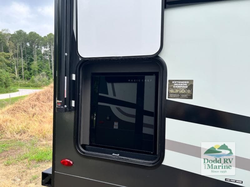 New 2027 Forest River ROCKWOOD ULTRA LITE 2711RK - photo - 48