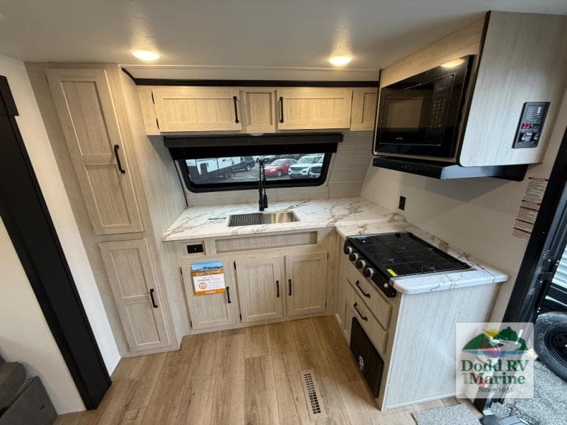 New 2026 Forest River PUMA CAMP EDITION 211FKCE-1 - photo - 6