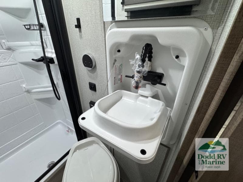 Pre-Owned 2024 Grand Design IMAGINE 15BH - photo - 15