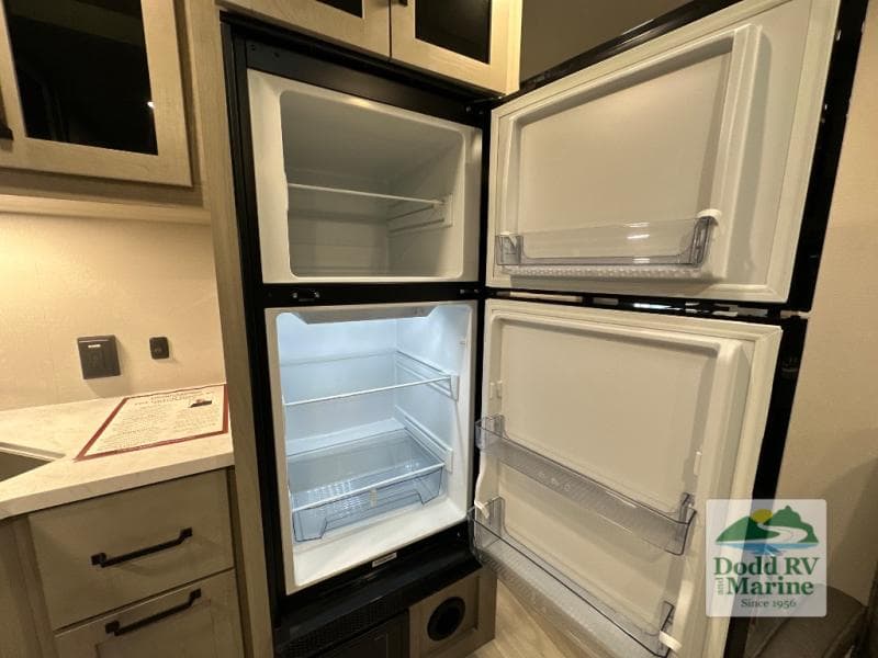 New 2026 Grand Design MOMENTUM MAV 17MAV - photo - 14