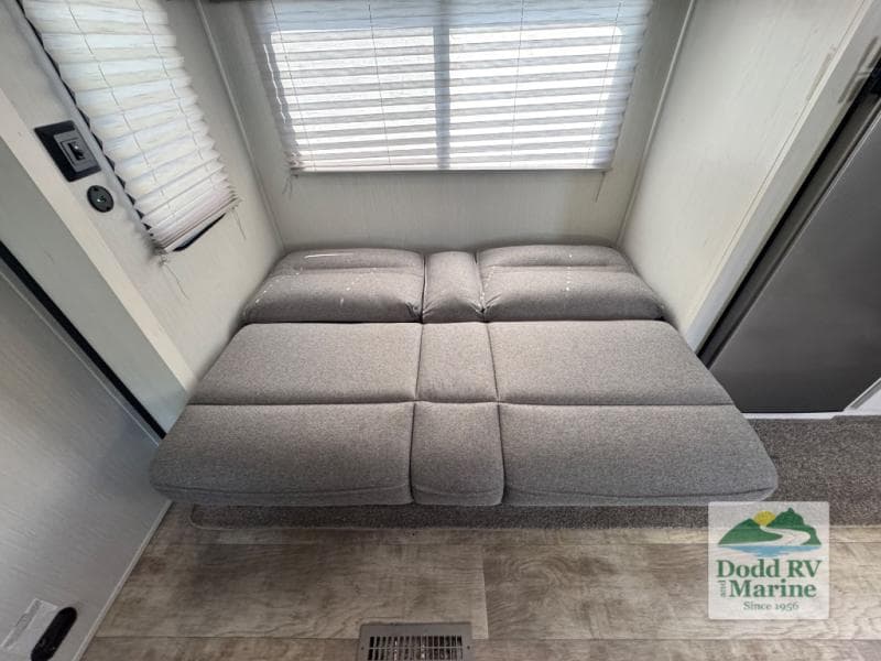 Pre-Owned 2023 Forest River 25BHSC PUMA - photo - 9