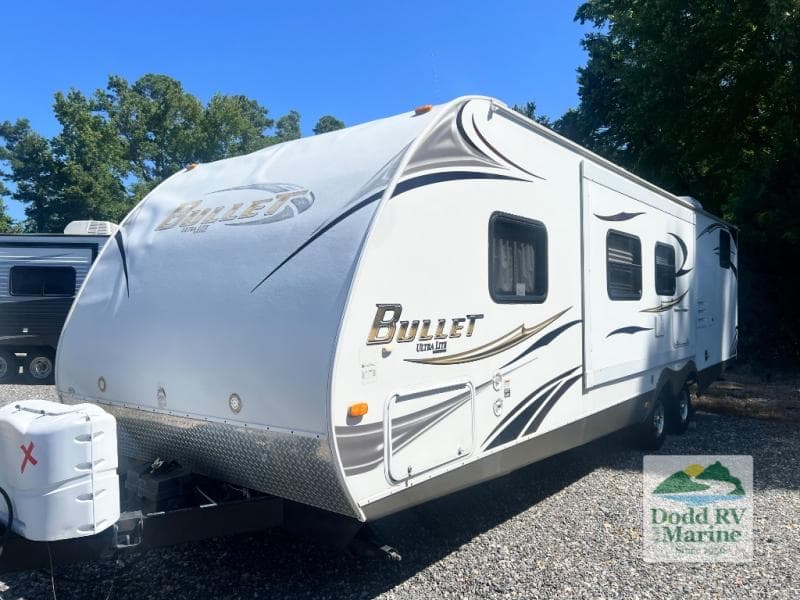 2011 Keystone Bullet 294BHS Photo in Yorktown VA 23692