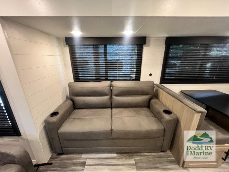 Pre-Owned 2026 Jayco JAY FLIGHT 262RLS - photo - 5
