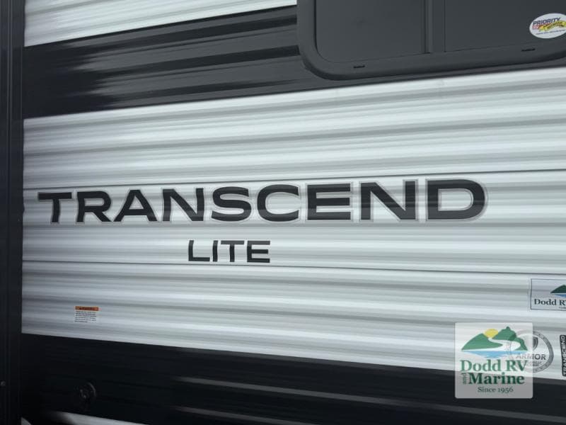 New 2027 Grand Design TRANSCEND LITE 121RBL - photo - 39