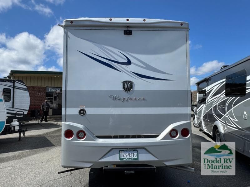 Pre-Owned 2019 Tiffin Wayfarer 24TW - photo - 38