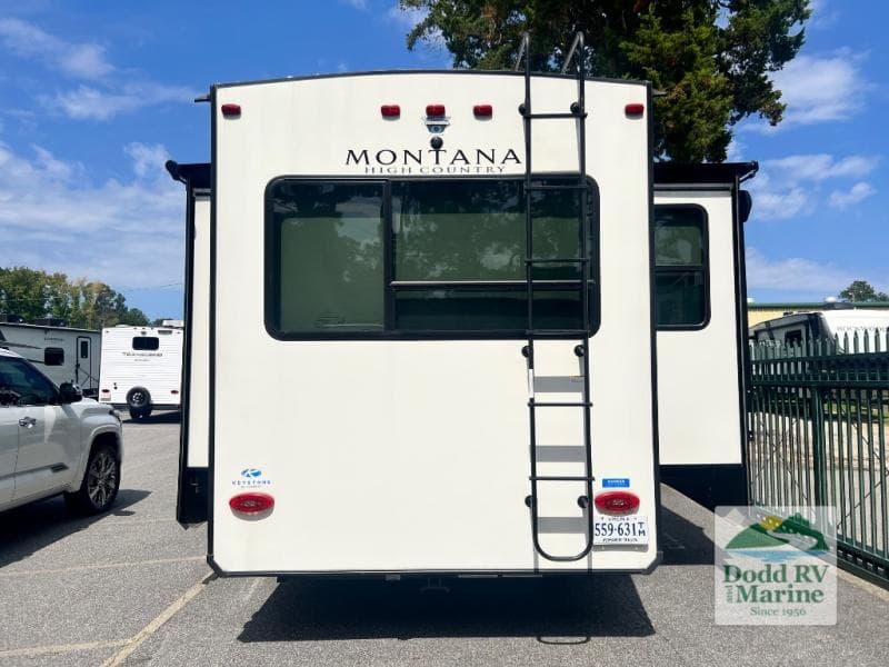Pre-Owned 2022 Keystone MONTANA 331RL - photo - 53