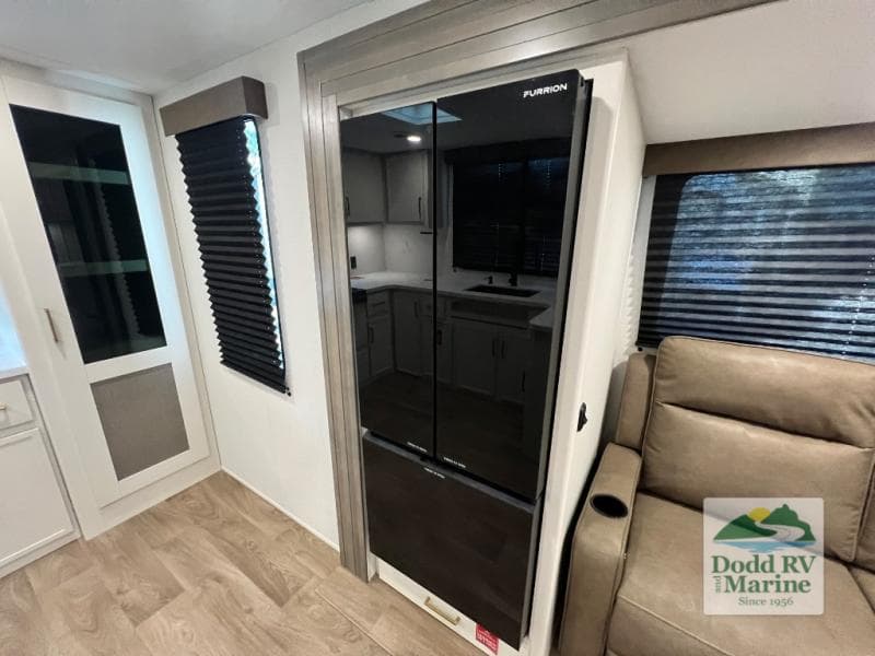 New 2027 Grand Design TRANSCEND XPLOR 285RKT - photo - 16