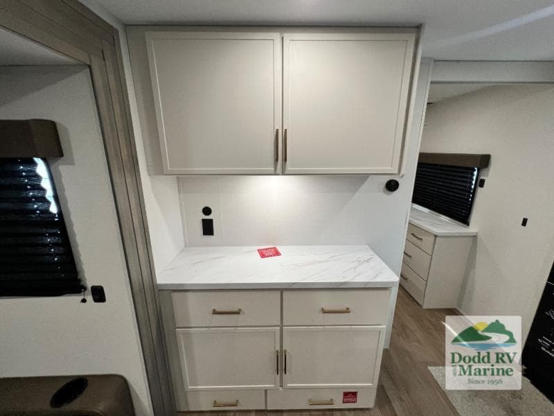 New 2027 Grand Design TRANSCEND XPLOR 345DQT - photo - 6