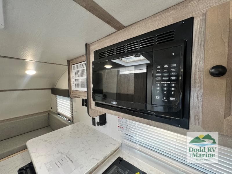 Pre-Owned 2024 Gulf Stream TRAIL BOSS 140BH - photo - 12