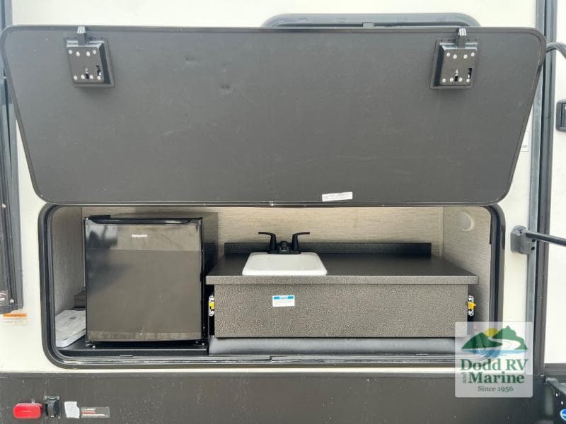 Pre-Owned 2023 Palomino SOLAIRE 243BHS - photo - 26