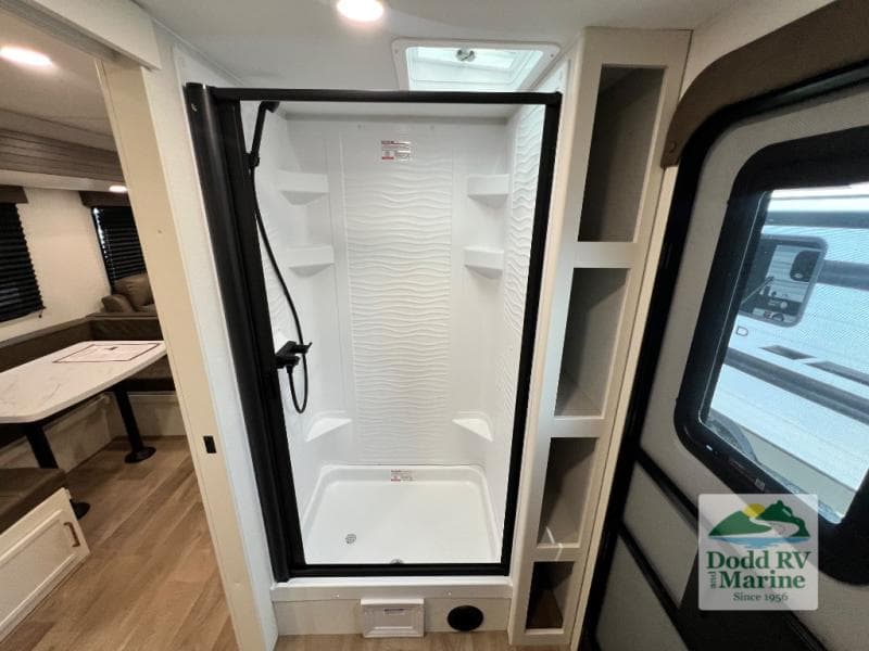 New 2027 Grand Design TRANSCEND XPLOR 345DQT - photo - 32