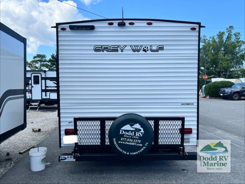 Pre-Owned 2024 Forest River, Inc. CHEROKEE GREY WOLF 26DBH - photo - 37