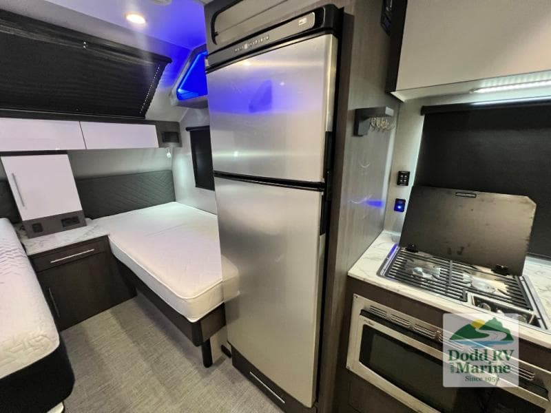 Pre-Owned 2024 Intech EXPEDITION OVR - photo - 27