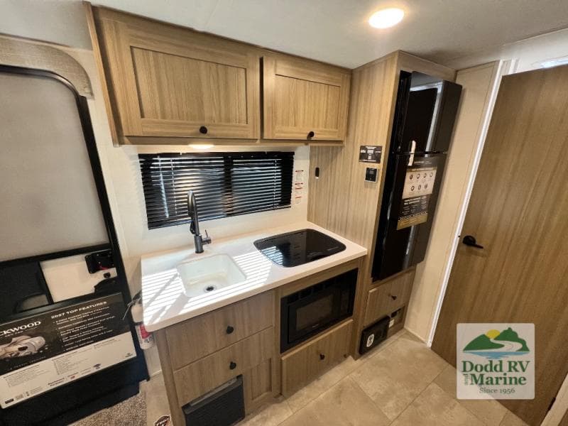 New 2027 Forest River ROCKWOOD GEO PRO 17SLE - photo - 15