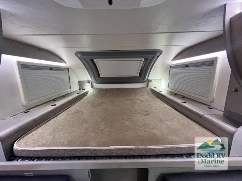 Pre-Owned 2022 Nu NuCamp 620 CIRRUS - photo - 5