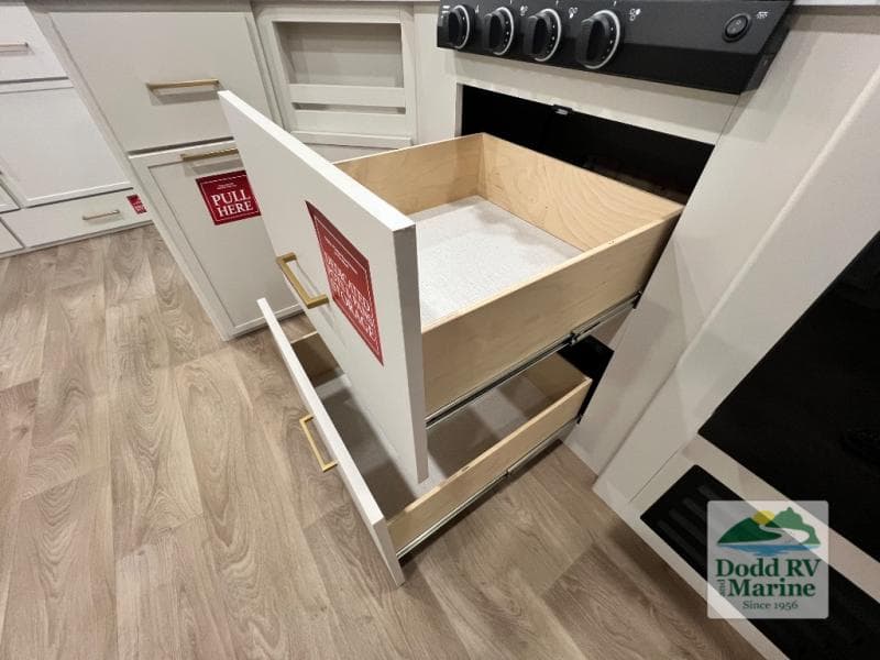 New 2027 Grand Design TRANSCEND XPLOR 345DQT - photo - 23