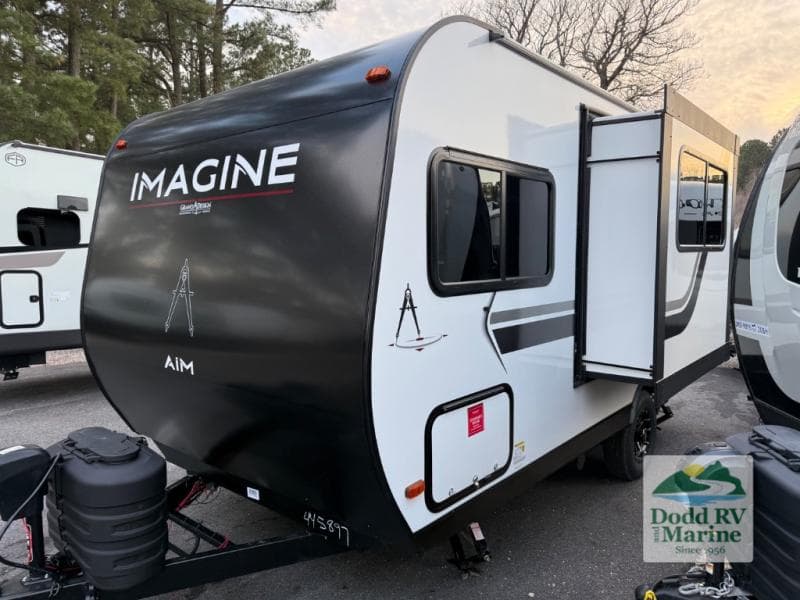 2026 Grand Design IMAGINE AIM 16MLA Photo in Yorktown VA 23692