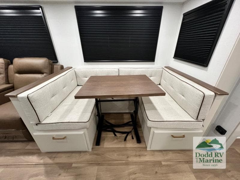 New 2027 Grand Design IMAGINE 2800BH - photo - 23