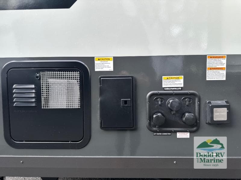 New 2026 Forest River ROCKWOOD GEO PRO 19RL - photo - 37