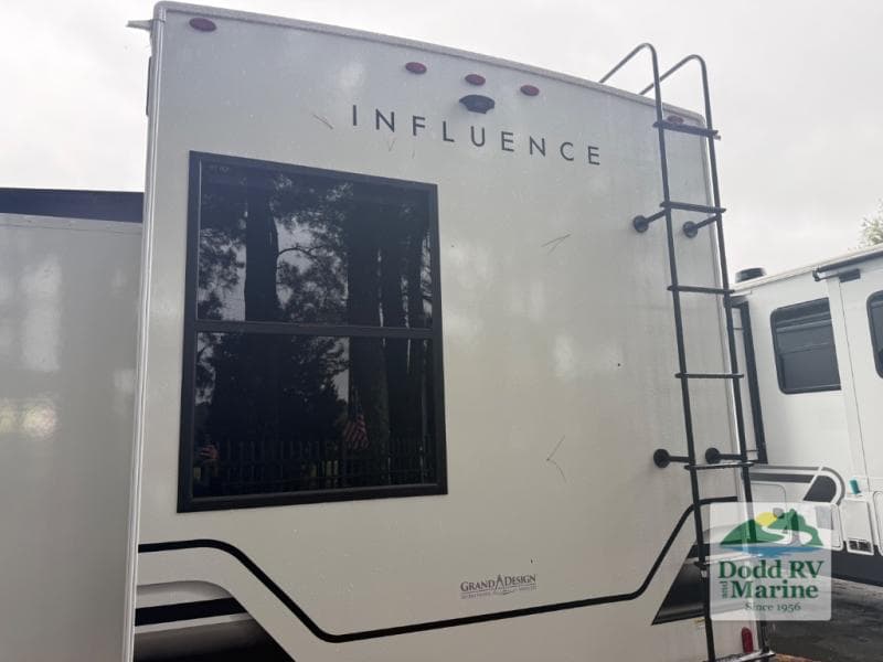 New 2027 Grand Design SOLITUDE INFLUENCE 3904BH - photo - 77