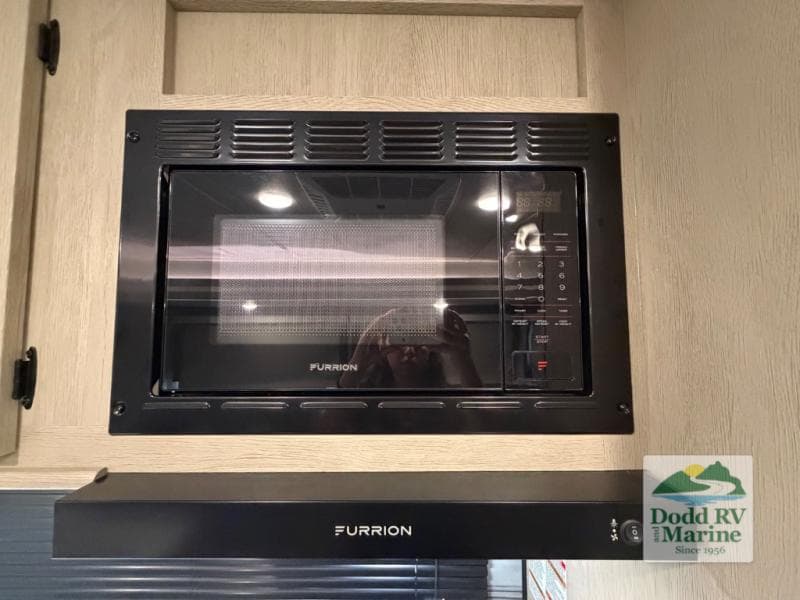 Pre-Owned 2023 Forest River SALEM CRUISE LITE 26DBUDX - photo - 6