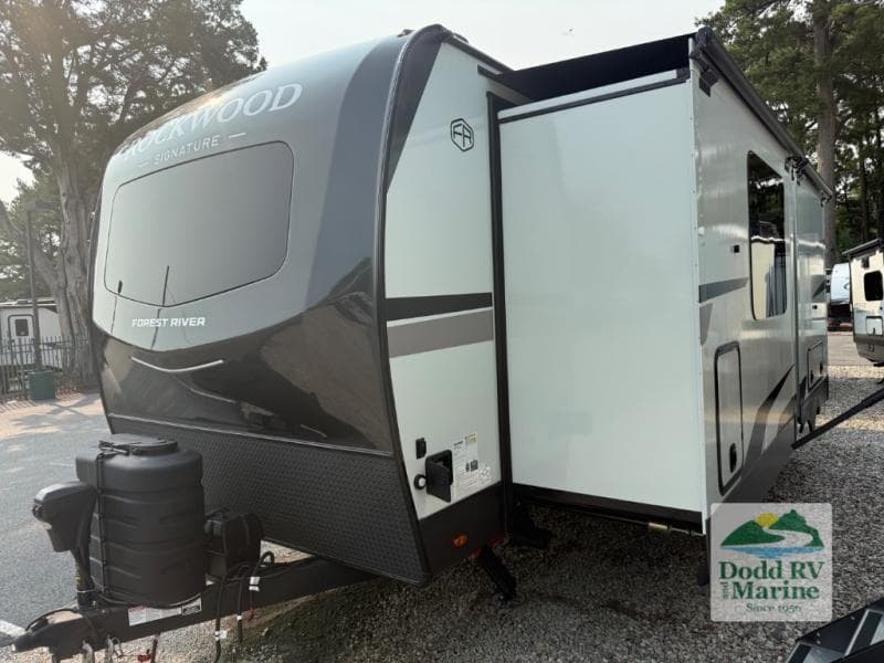 2026 Forest River ROCKWOOD SIGNATURE 8263MBR Photo in Yorktown VA 23692