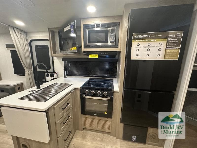 New 2026 Forest River ROCKWOOD MINI LITE 2509S - photo - 7