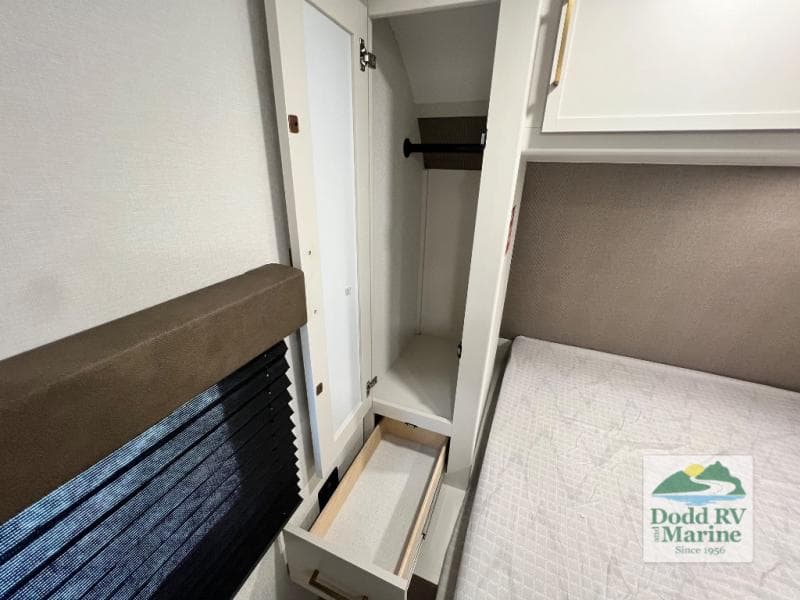 New 2027 Grand Design TRANSCEND XPLOR 285RKT - photo - 47