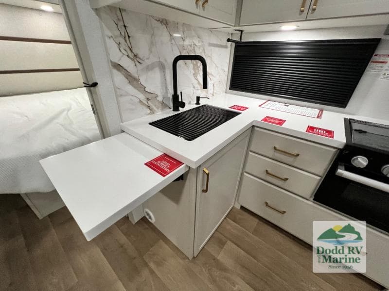 New 2027 Grand Design IMAGINE 2800BH - photo - 35