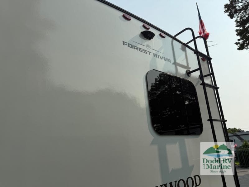 New 2026 Forest River ROCKWOOD SIGNATURE 8263MBR - photo - 43