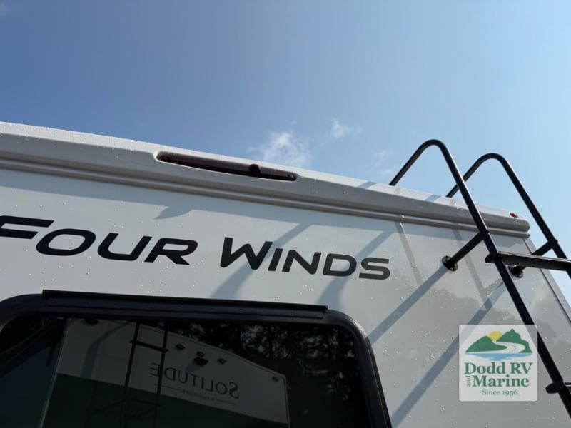 New 2027 Thor Motor Coach FOUR WINDS 31E - photo - 57