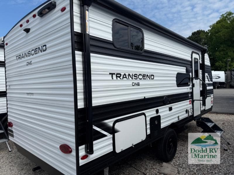 2027 Grand Design TRANSCEND ONE 161DB Photo in Yorktown VA 23692