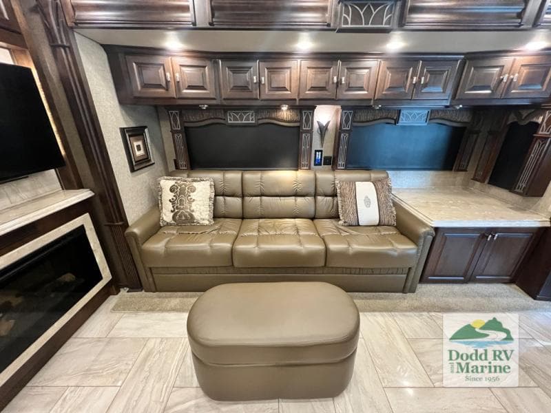 Pre-Owned 2017 Tiffin ALLEGRO BUS 37AP - photo - 9