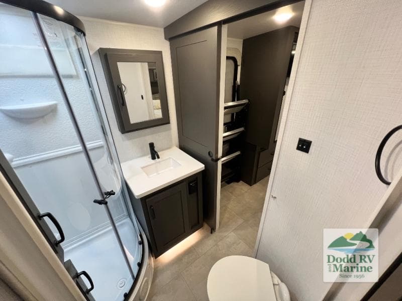 Pre-Owned 2025 Forest River ROCKWOOD 2608BS - photo - 29