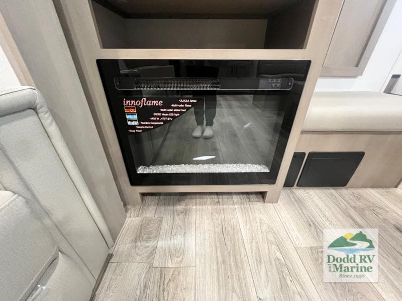 New 2026 Grand Design REFLECTION 150 SERIES 250ML - photo - 7