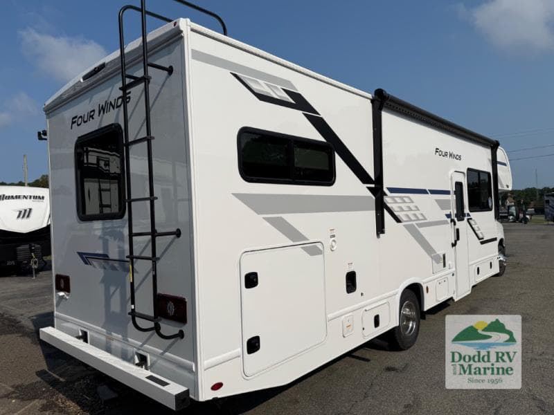 2027 Thor Motor Coach FOUR WINDS 31E Photo in Yorktown VA 23692