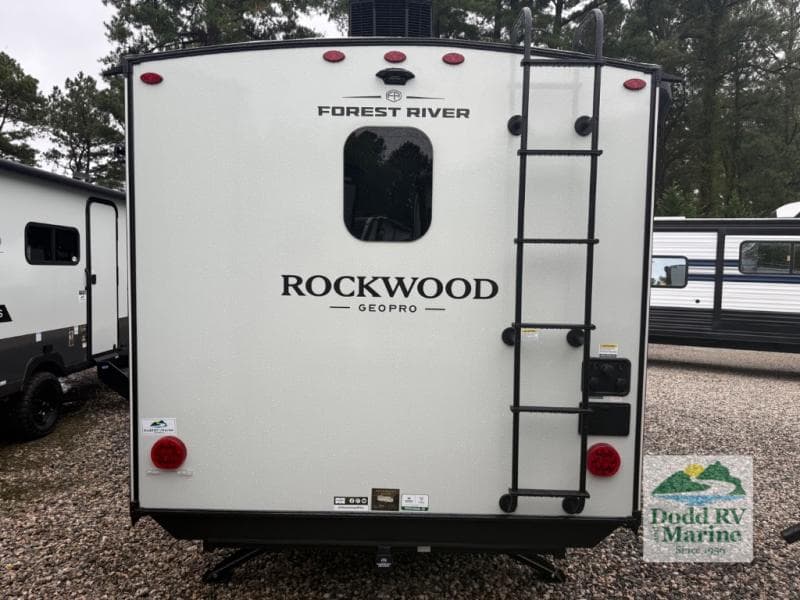 New 2027 Forest River ROCKWOOD GEO PRO 20SFB - photo - 41