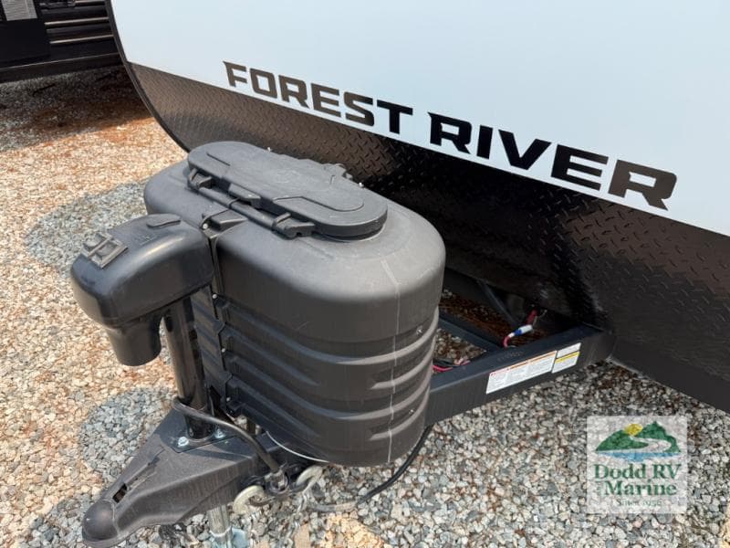 New 2027 Forest River CHEROKEE GREY WOLF 20RDSE - photo - 27