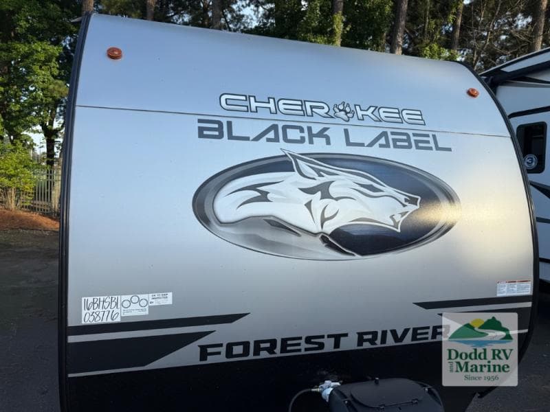 New 2026 Forest River CHEROKEE WOLF PUP 16BHSBL - photo - 27