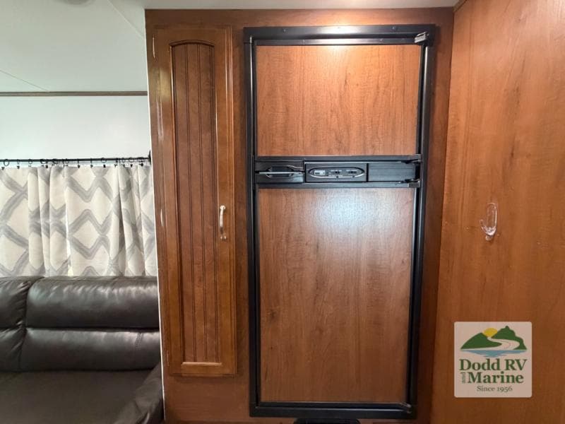 Pre-Owned 2017 Jayco Jayfeather X213 - photo - 20