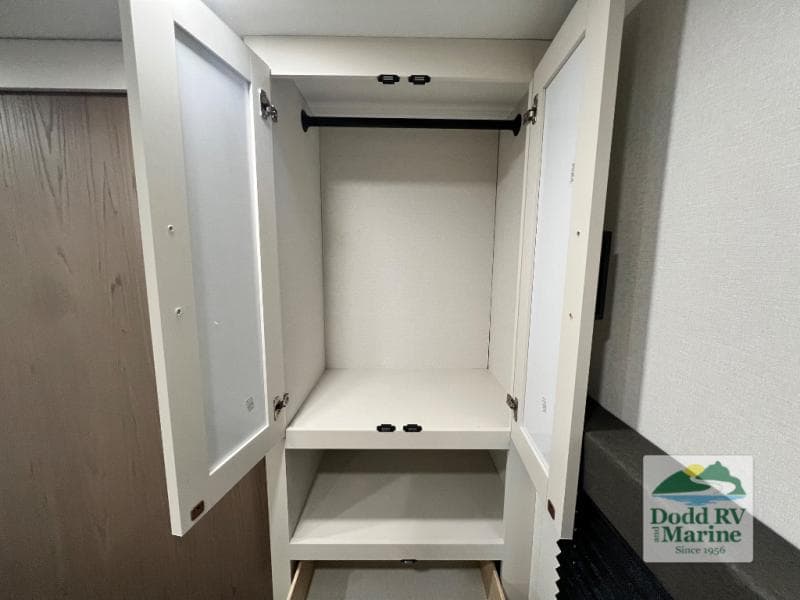 New 2027 Grand Design MOMENTUM MAV 27MAV - photo - 33