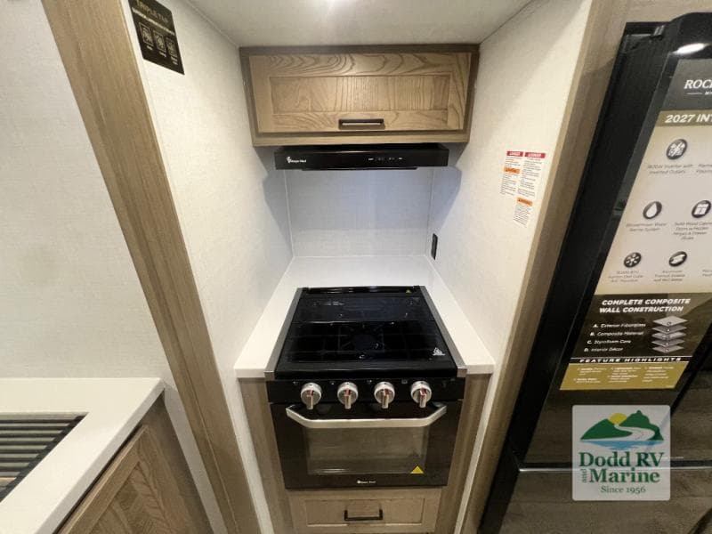 New 2027 Forest River ROCKWOOD MINI LITE 2522FB - photo - 19