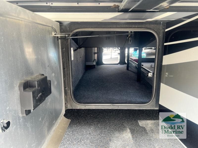 Pre-Owned 2017 Tiffin ALLEGRO BUS 37AP - photo - 63