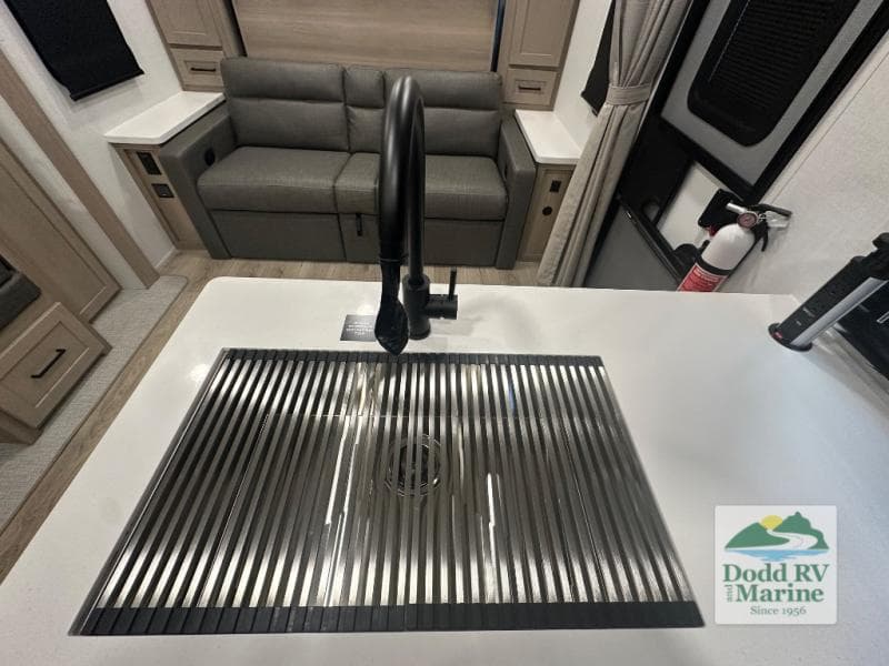New 2026 Forest River ROCKWOOD MINI LITE 2509S - photo - 13