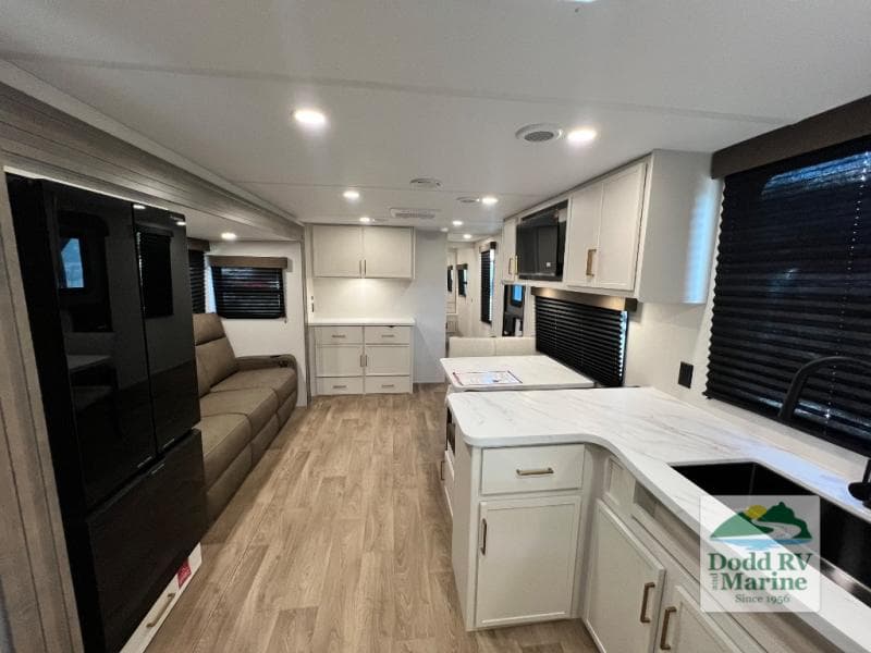 New 2027 Grand Design TRANSCEND XPLOR 285RKT - photo - 5