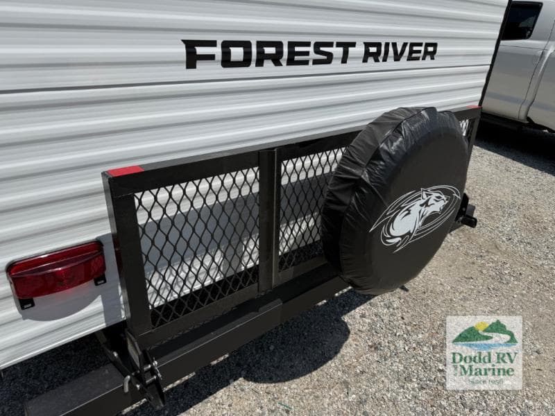 New 2027 Forest River CHEROKEE GREY WOLF 26DBH - photo - 36