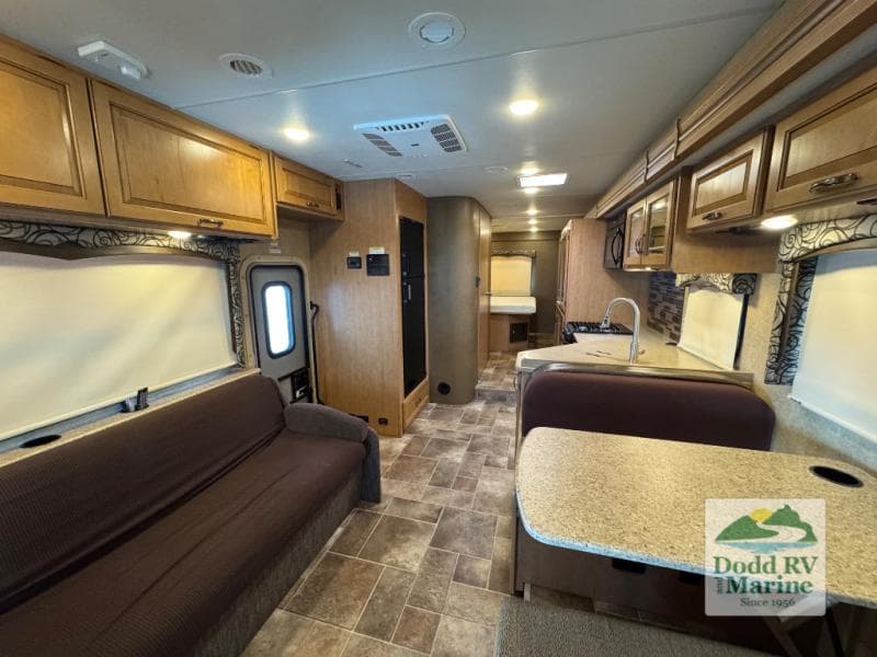 2016 Thor Four Winds 31W Photo in Yorktown VA 23692