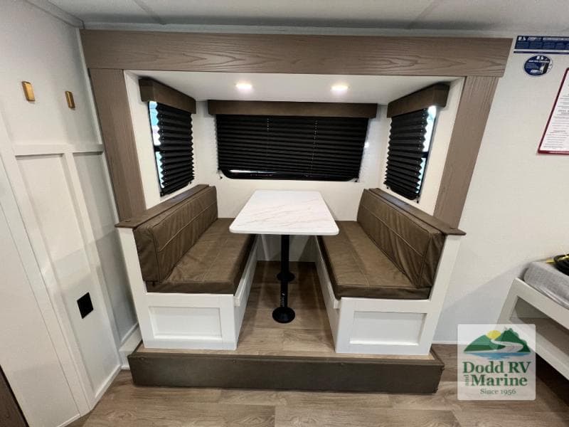 New 2027 Grand Design TRANSCEND ONE 161DB - photo - 11