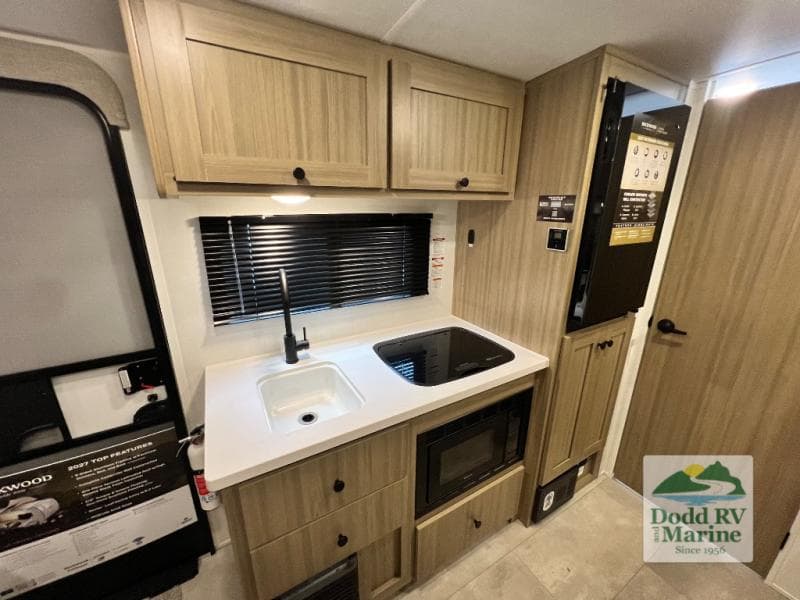 New 2027 Forest River ROCKWOOD GEO PRO 17BLE - photo - 13